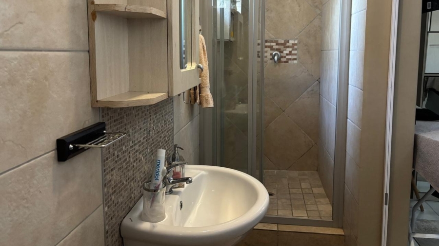 3 Bedroom Property for Sale in Waterval East North West